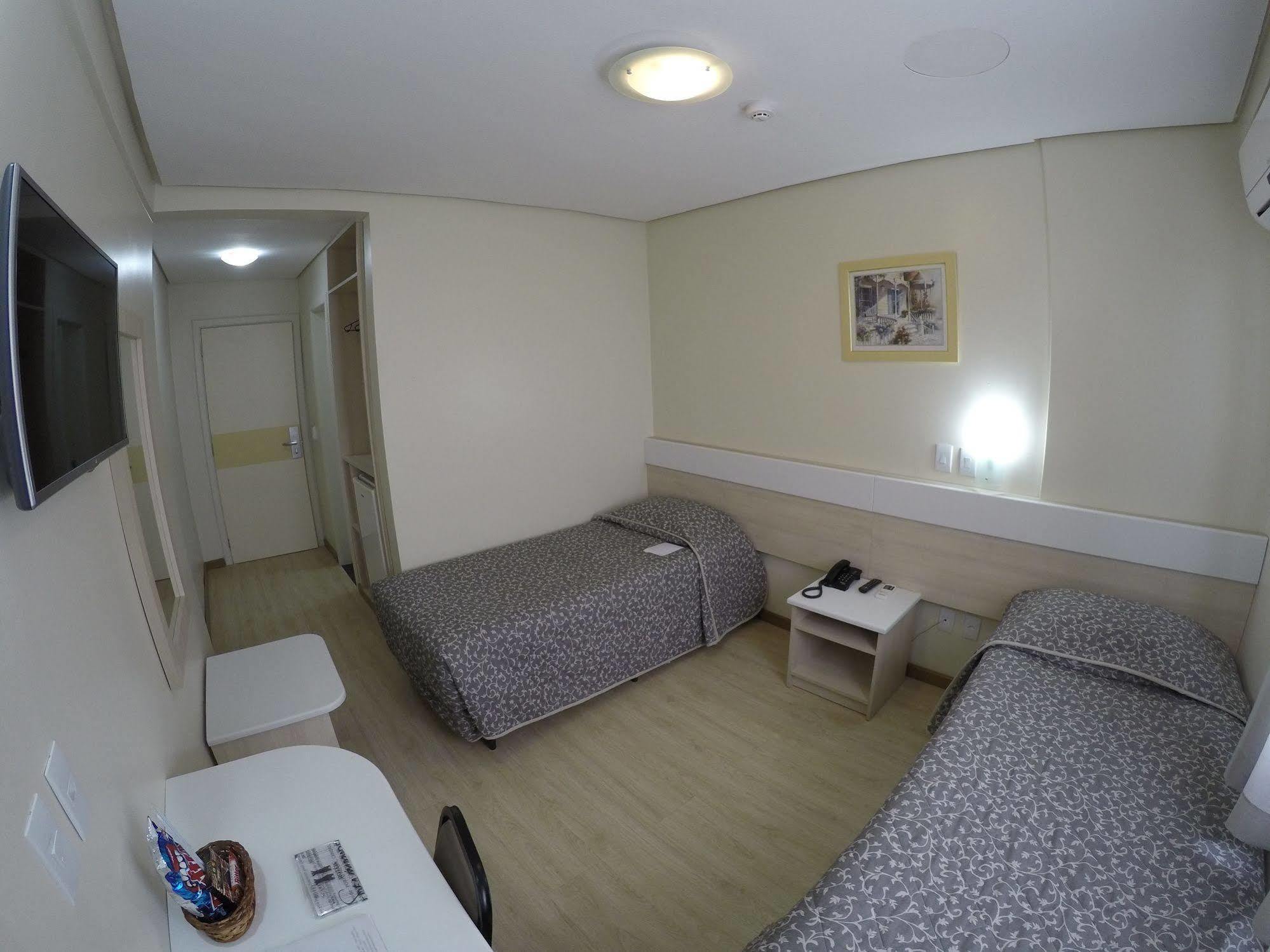 Express Aeroporto Hotel 3*